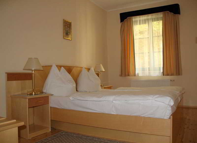 Hotel Maltezsky Kriz Κάρλοβι Βάρι Εξωτερικό φωτογραφία