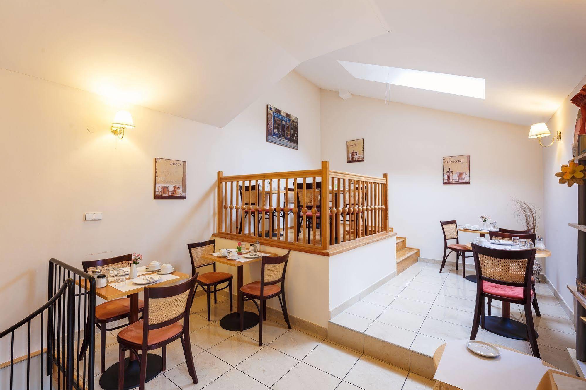 Hotel Maltezsky Kriz Κάρλοβι Βάρι Εξωτερικό φωτογραφία
