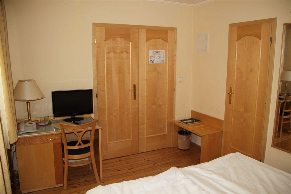Hotel Maltezsky Kriz Κάρλοβι Βάρι Εξωτερικό φωτογραφία