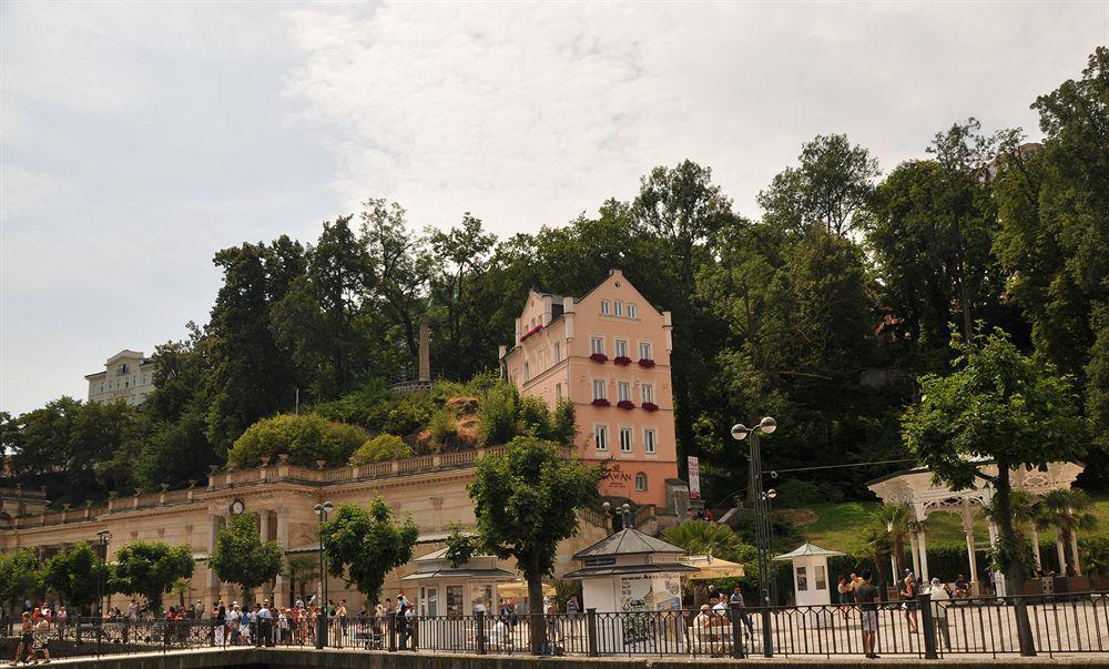 Hotel Maltezsky Kriz Κάρλοβι Βάρι Εξωτερικό φωτογραφία